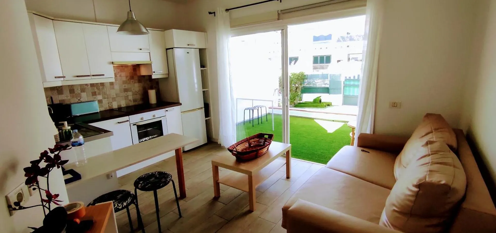 Pool Terrace Apartment El Medano  El Medano (Tenerife)